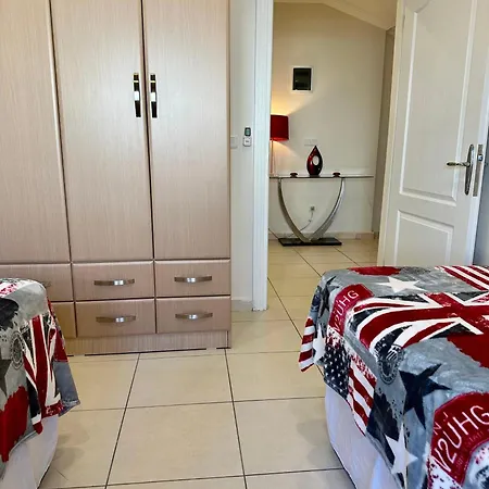 Appartamento Wonderful 3 Bed Duplex In Sought After Prime Community *