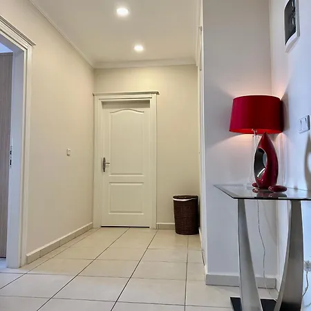 Wonderful 3 Bed Duplex In Sought After Prime Community Appartamento