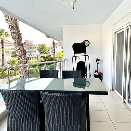 Appartamento Wonderful 3 Bed Duplex In Sought After Prime Community Side